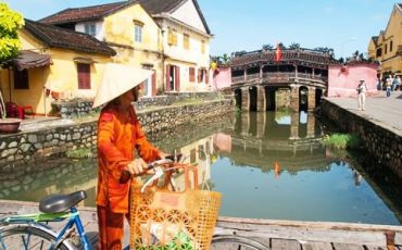 Touring Vietnam from South to North over 11 days