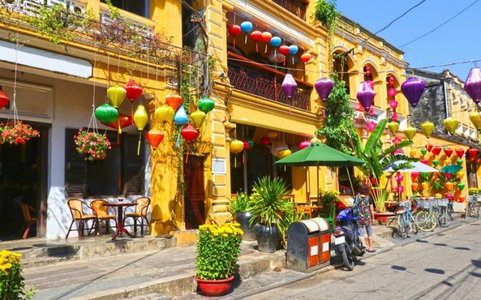 Hanoi to Saigon Tour
