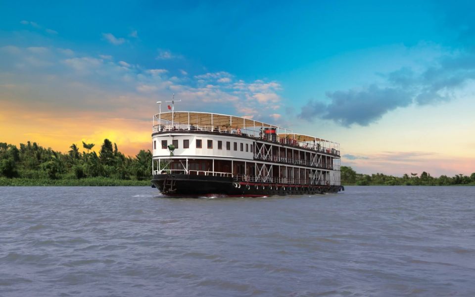 Luxurious Vietnam & Cambodia Experience with Mekong Cruise