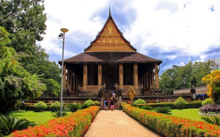 Mysterious Laos from Vientiane to Luang Prabang