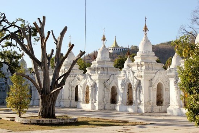 Stupas at Kuthodaw Paya in Mandalay