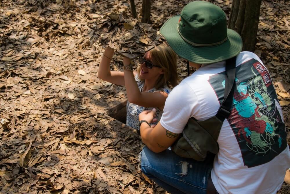 cu chi tunnels tour for her