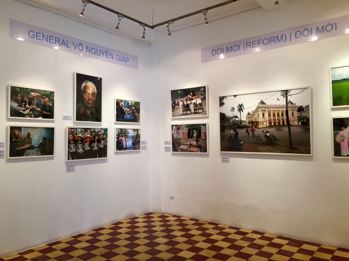 art galleries in hanoi 9