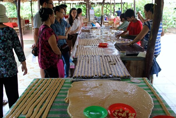 Coconut candy making process